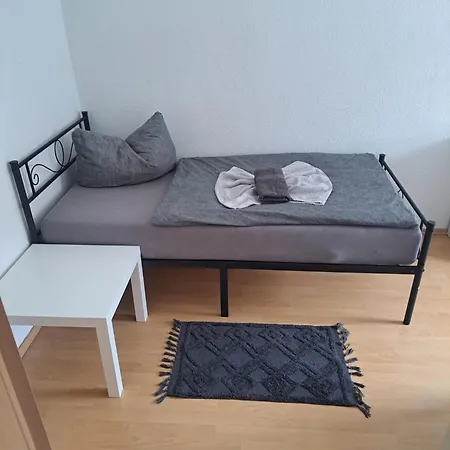 Stellas Monteurwohnungen * Crimmitschau