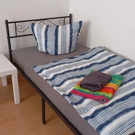 Stellas Monteurwohnungen Appartamento *